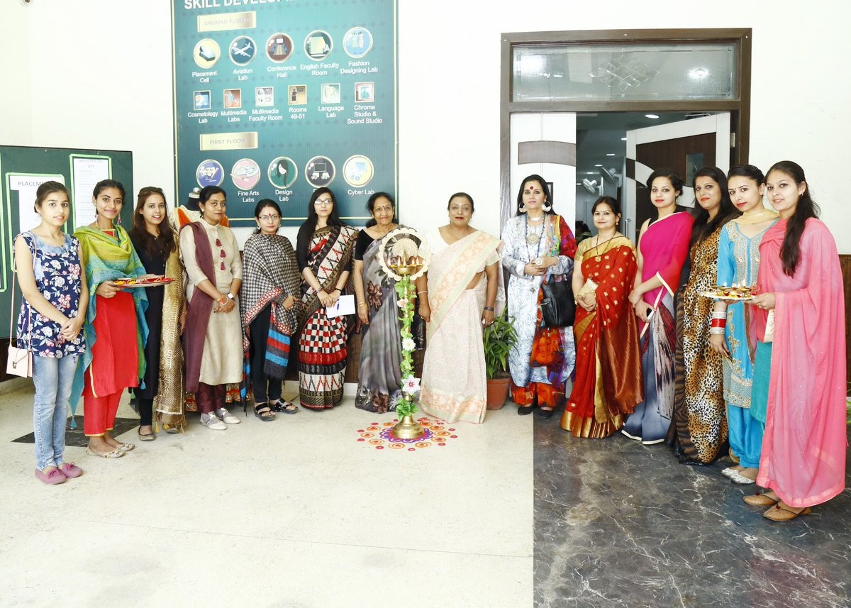Best college for fashion designing in Punjab HRMMV